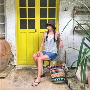 Meet your Posher, Emmie